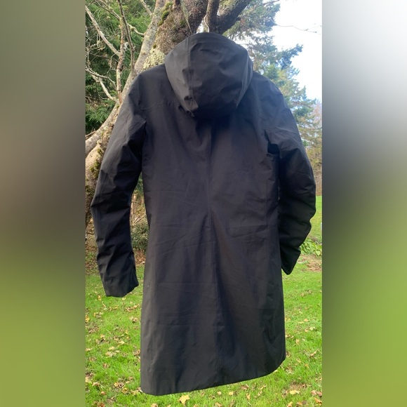//SOLD// Arc’teryx Centrale Parka - Picture 4 of 12